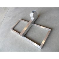 中等液压泵箱支架