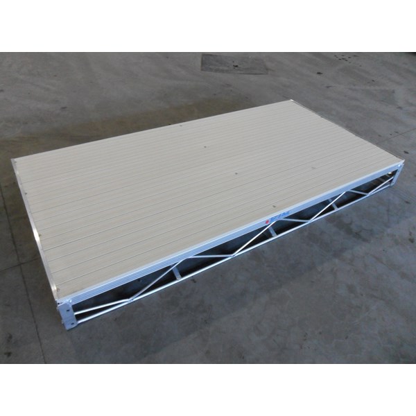 4 'x8”
