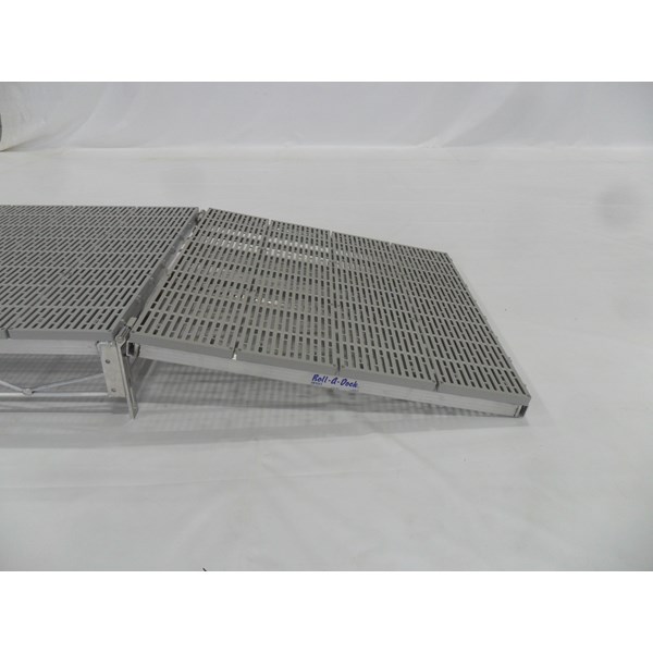 4'X4'坡道铝通流灰色铰链