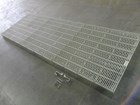 12'经典坡道穿过米色铰链
