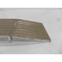 4'X4'坡道铝流米色铰链