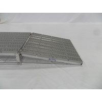 4'X4'坡道铝通流灰色铰链